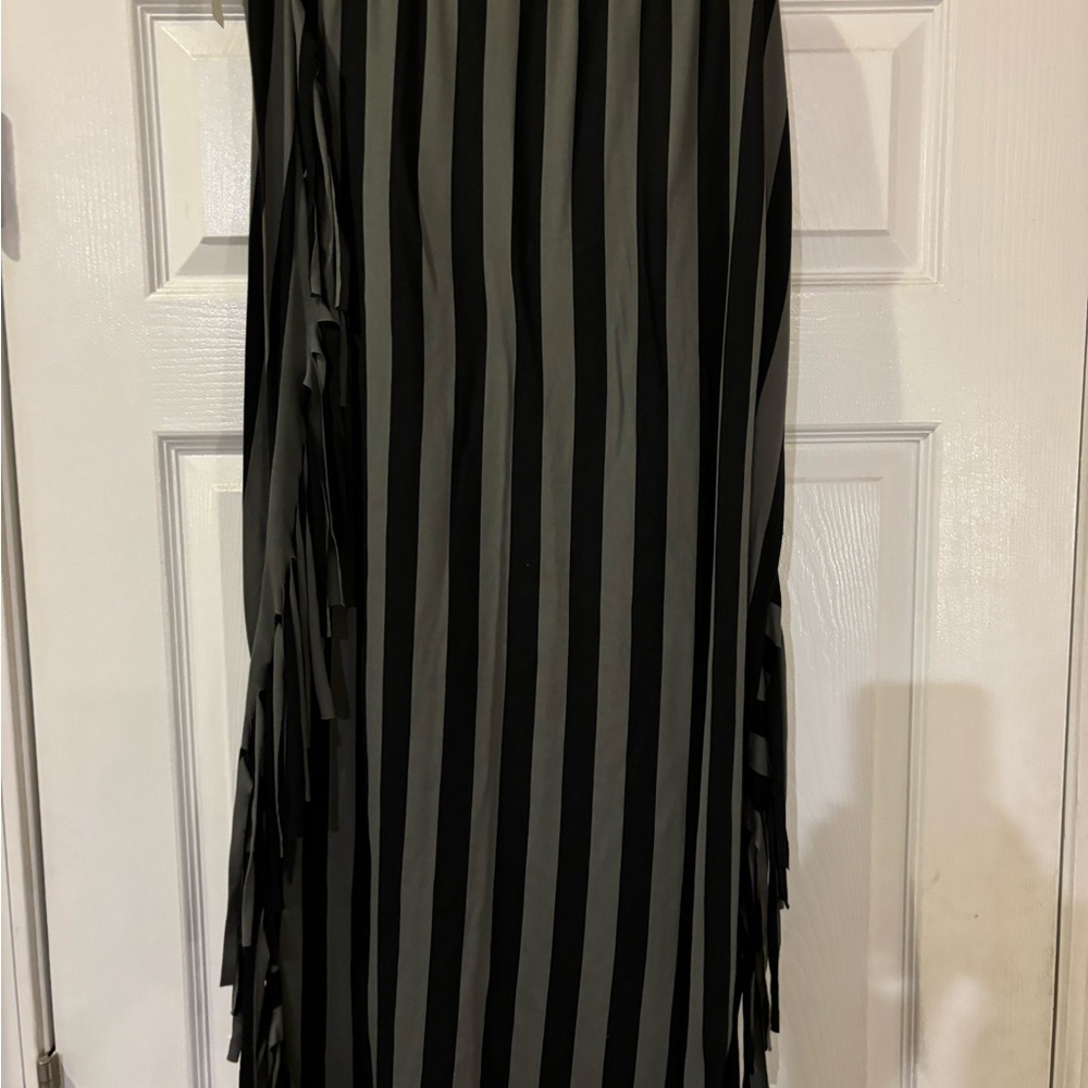 Women’s skirt black and grey striped